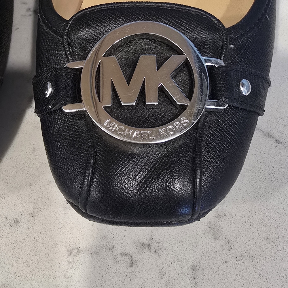 Michael Kors Black Women's Shoes - Picture 2 of 7